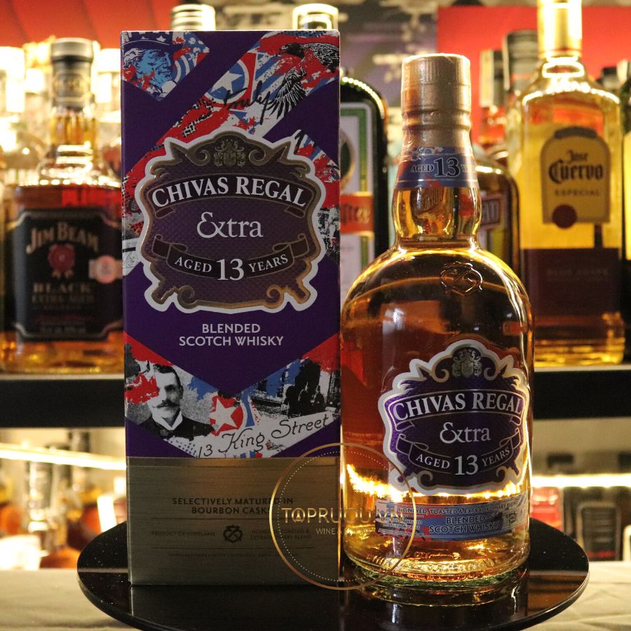 [TopRuouVietNam] Rượu Whisky Chivas Regal 13 Tím - 700ml [Hàng Thật]