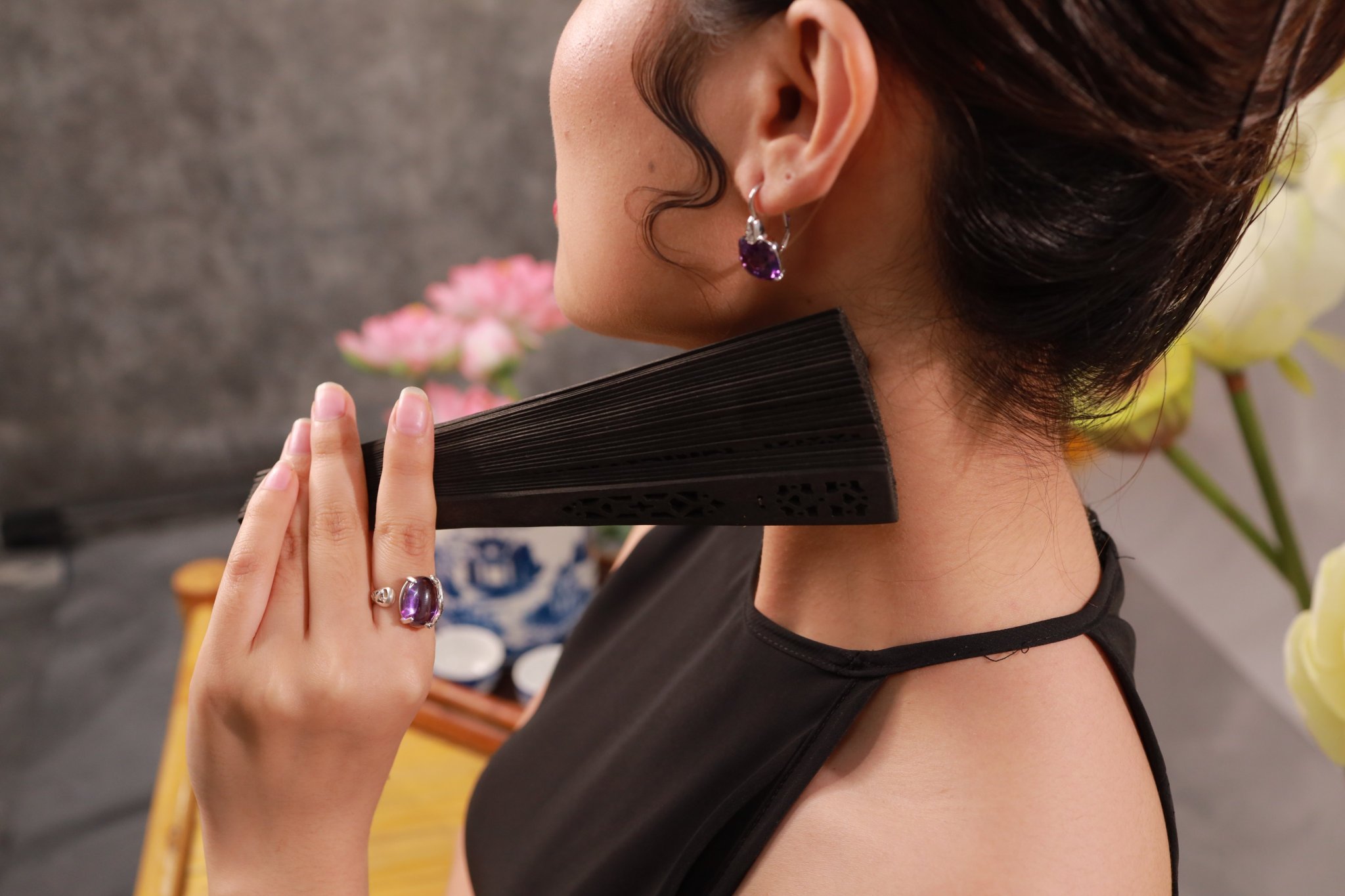 Nhẫn phượng hoàng đá ngọc