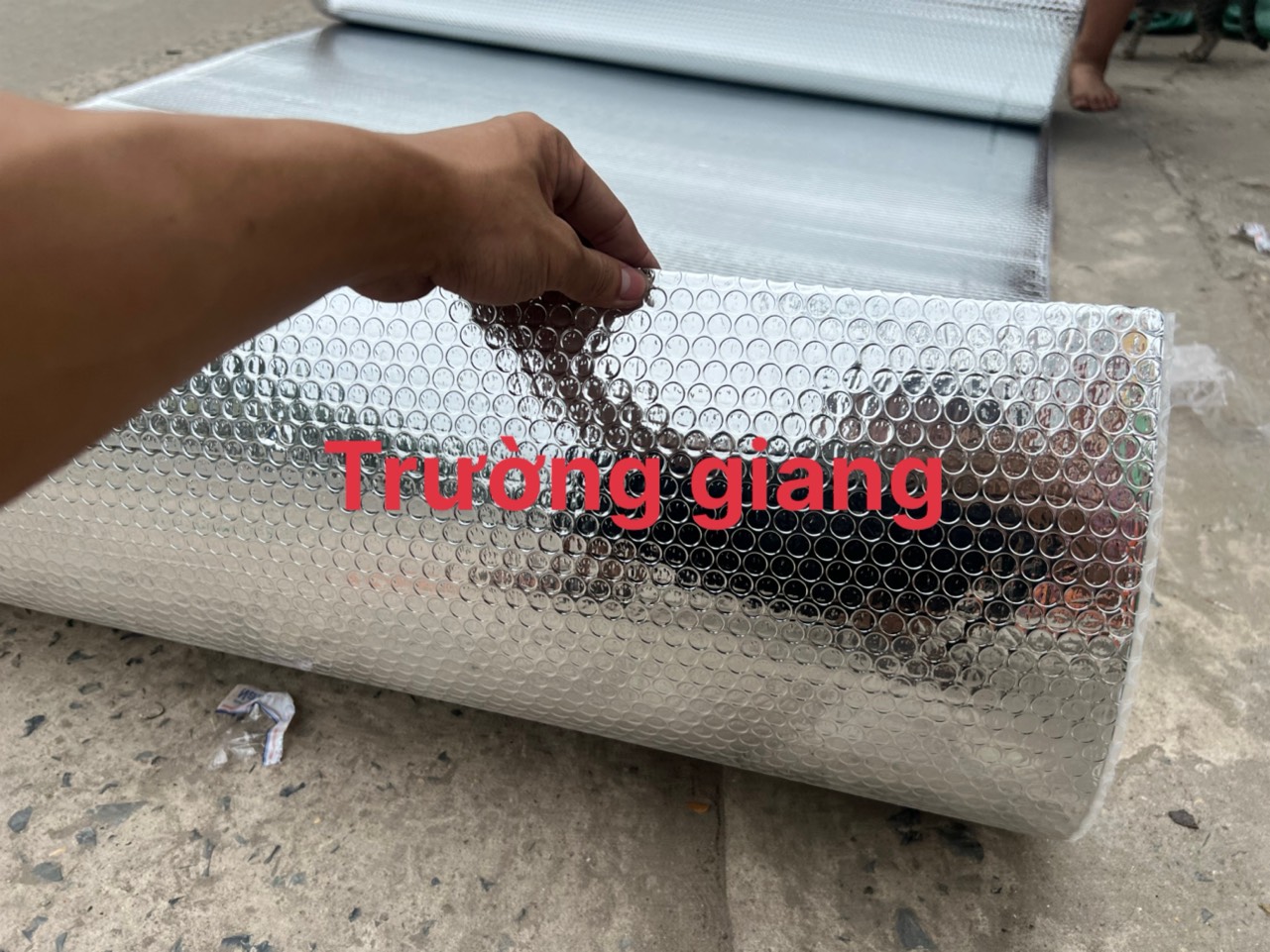 ( Khổ cao 1m x Dài 15m) Cuộn cách nhiệt 2 mặt màu bạc chống nóng
