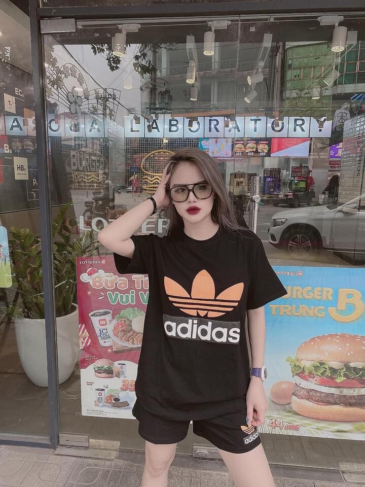Bộ Adidas dành cho nữ
