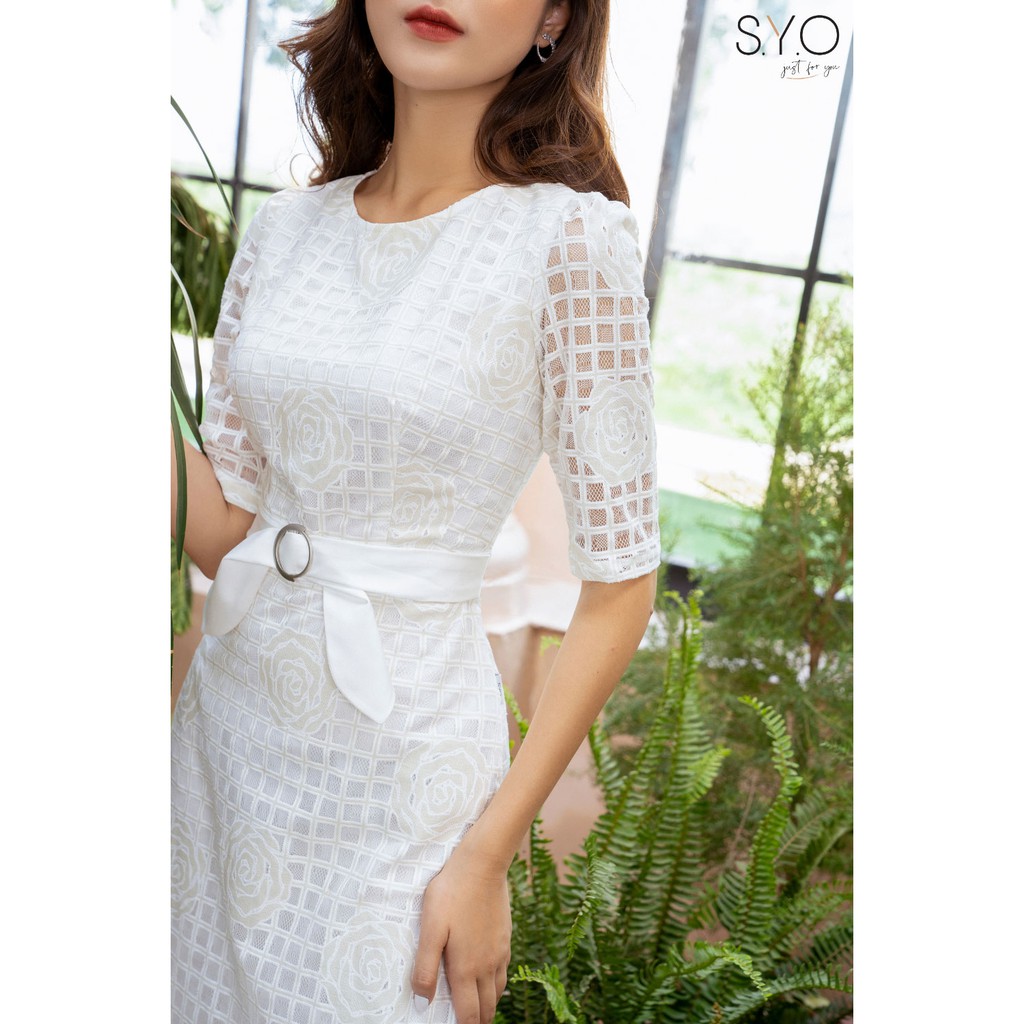 Đầm Ren Chữ A Eo Phối Nơ - D4820002