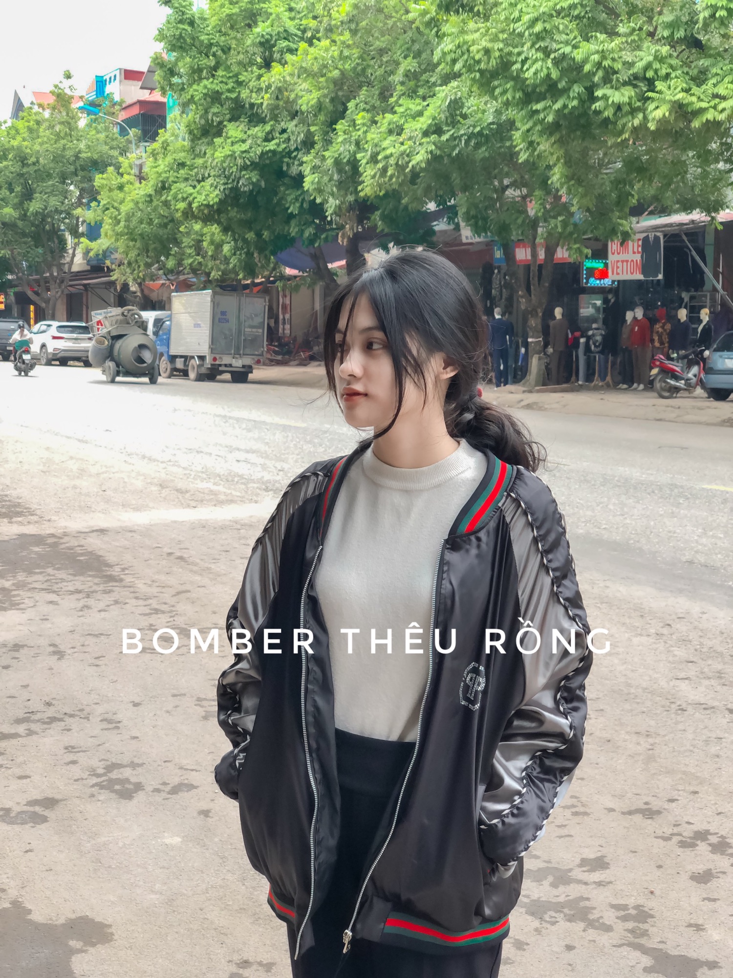[giá sập sàn] áo khoác bomber đính đá đầu lâu ( không đinh tay)