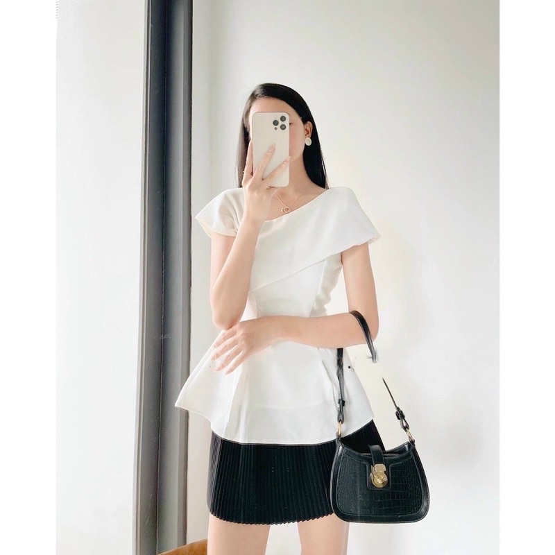 Chân Váy Dập Ly Form Ngắn Có Lót Quần