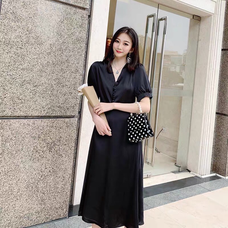 Đầm lụa cổ V phối cúc bọc B-A-M STORE (hàng may đẹp)