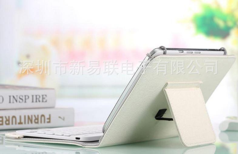 Bàn Phím Tablet   ,   Bàn Phím Và Chuột Cho Máy Tính Bảng   ,   Bàn Phím Và Chuột Không Dây   -   Chọn BAO DA BÀN PHÍM BLUETOOTH CHO ĐIỆN THOẠI,IPAD,MÁY TÍNH BẢNG Ngay thôi   ,   Hàng cực tốt, mua ngay kẻo hết