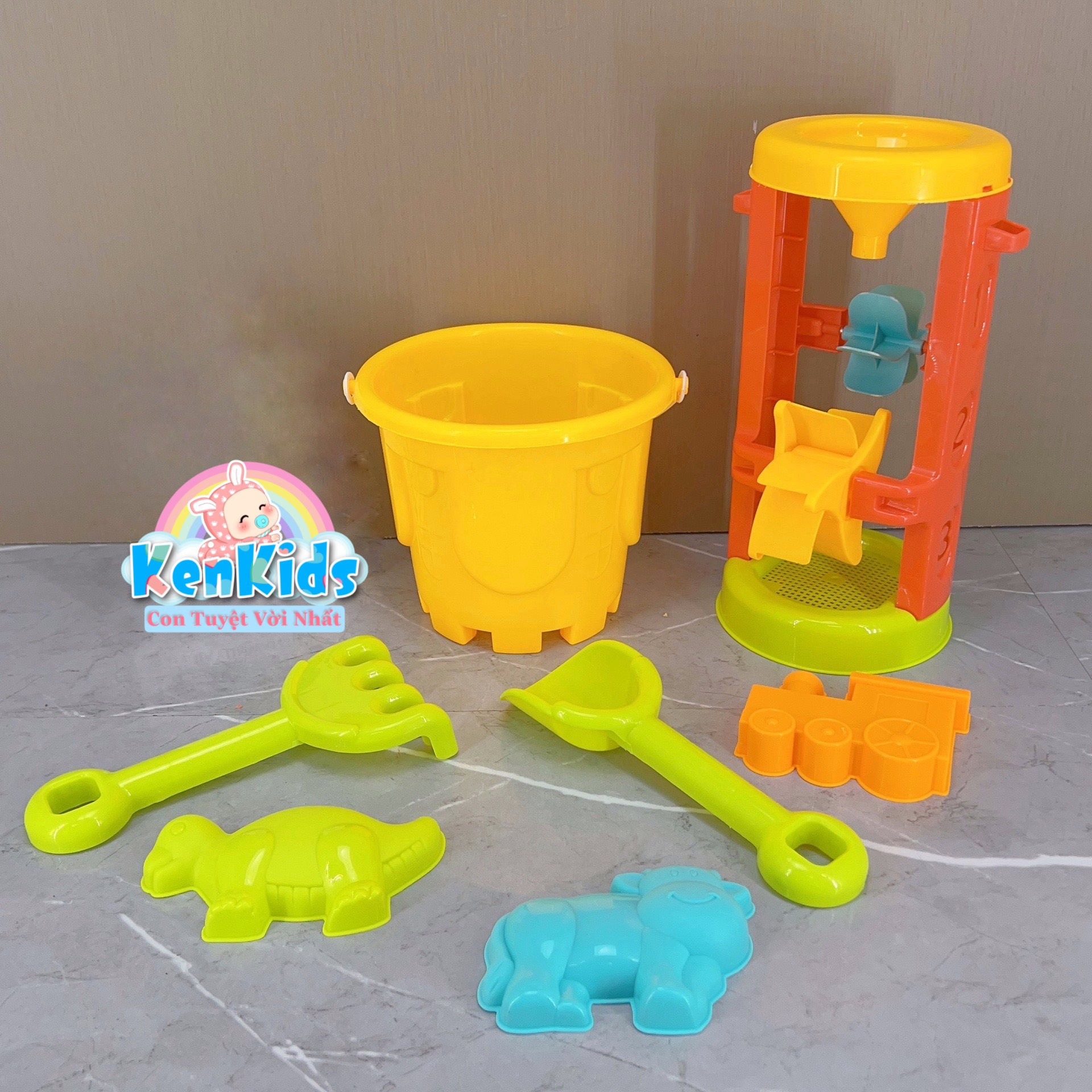 Đồ chơi xúc cát kèm xô nhiều chi tiết - Xe Ben xúc cát - Đồ chơi đi biển / dụng cụ làm vườn cho bé - SP0438