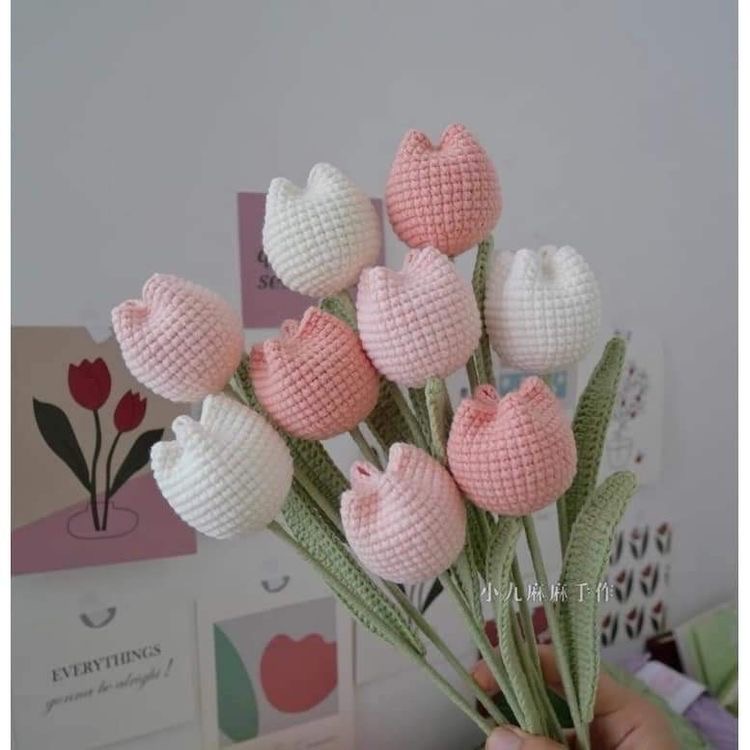 Hoa Tulip đan len lẻ 1 bông