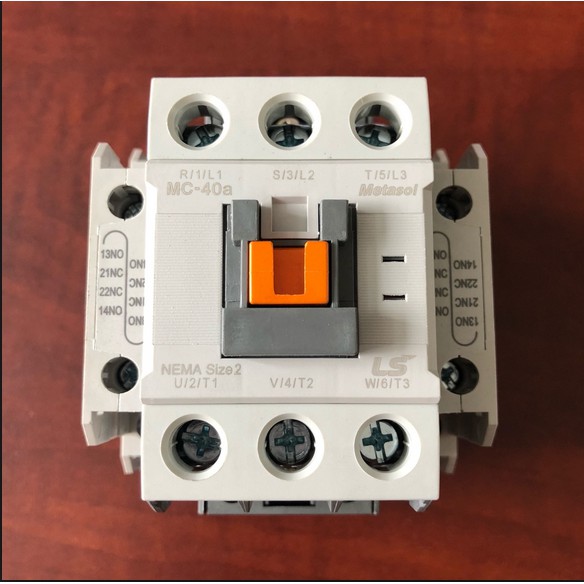 Khởi động từ MC 40A