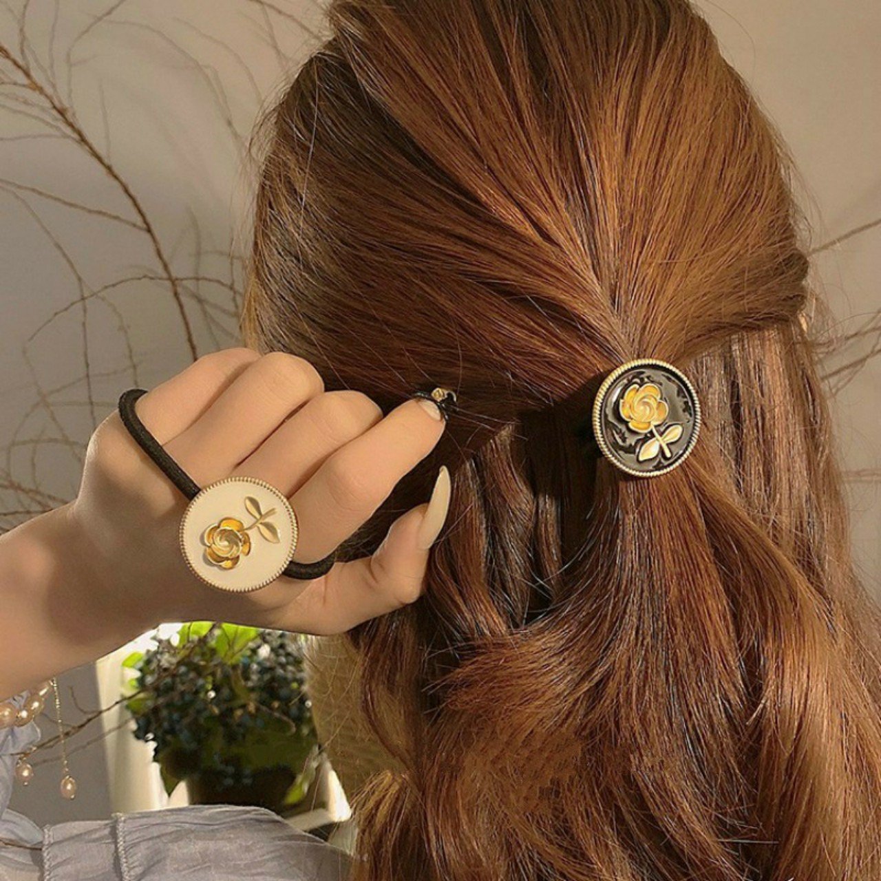 CỘT TÓC HOA HỒNG MẠ VÀNG