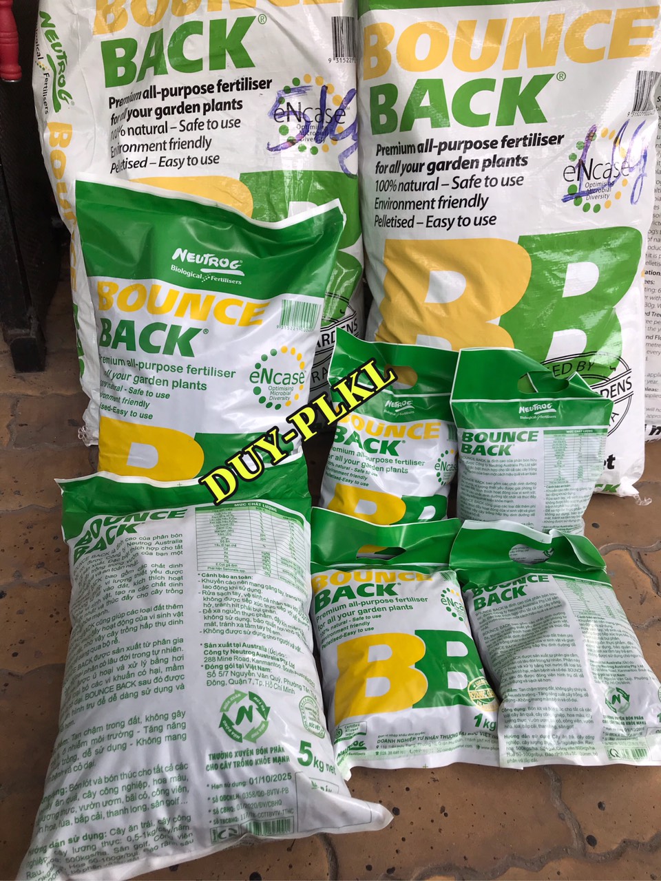 Australian organic bouncing back fertilizer, organic fishy-bag 1kg. organic fish fertilizer, slow release fishy fertilizer. Australian Fish Odor. green Australian organic fertilizer.