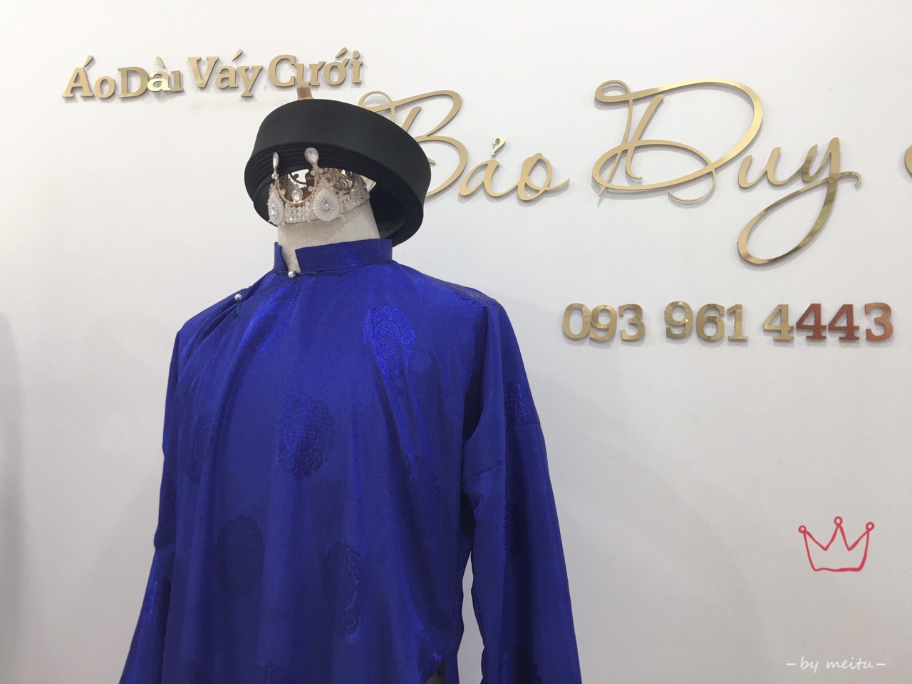 Áo dài nam truyền thống- cổ phục