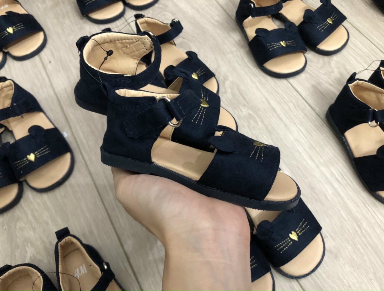 [HCM]Sandal mèo H&M bé gái (có kèm ảnh thật)