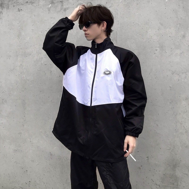 Áo khoác dù TMS - Trắng/Đen