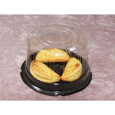 Hộp nhựa đựng bánh tròn 16cm đế đen A016