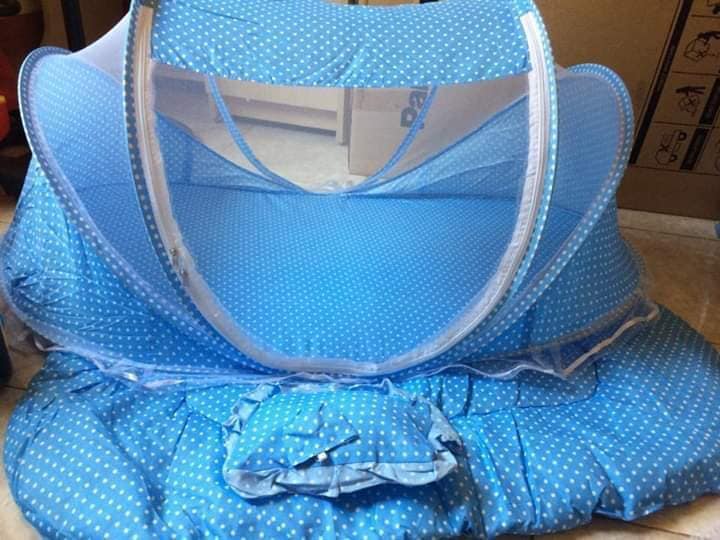 Nệm mùng di động cỡ đại có nhạc cho bé HappyBaby (Xanh)