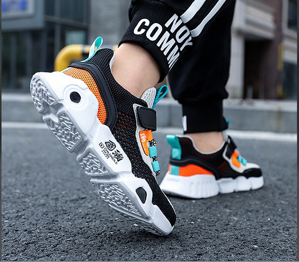Giày sneaker bé trai siêu nhẹ cao cấp - TT217