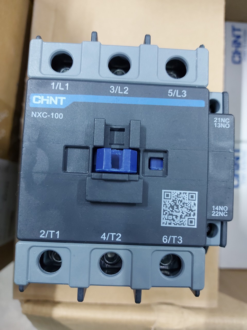 Khởi động từ CHINT NXC 100A-220V