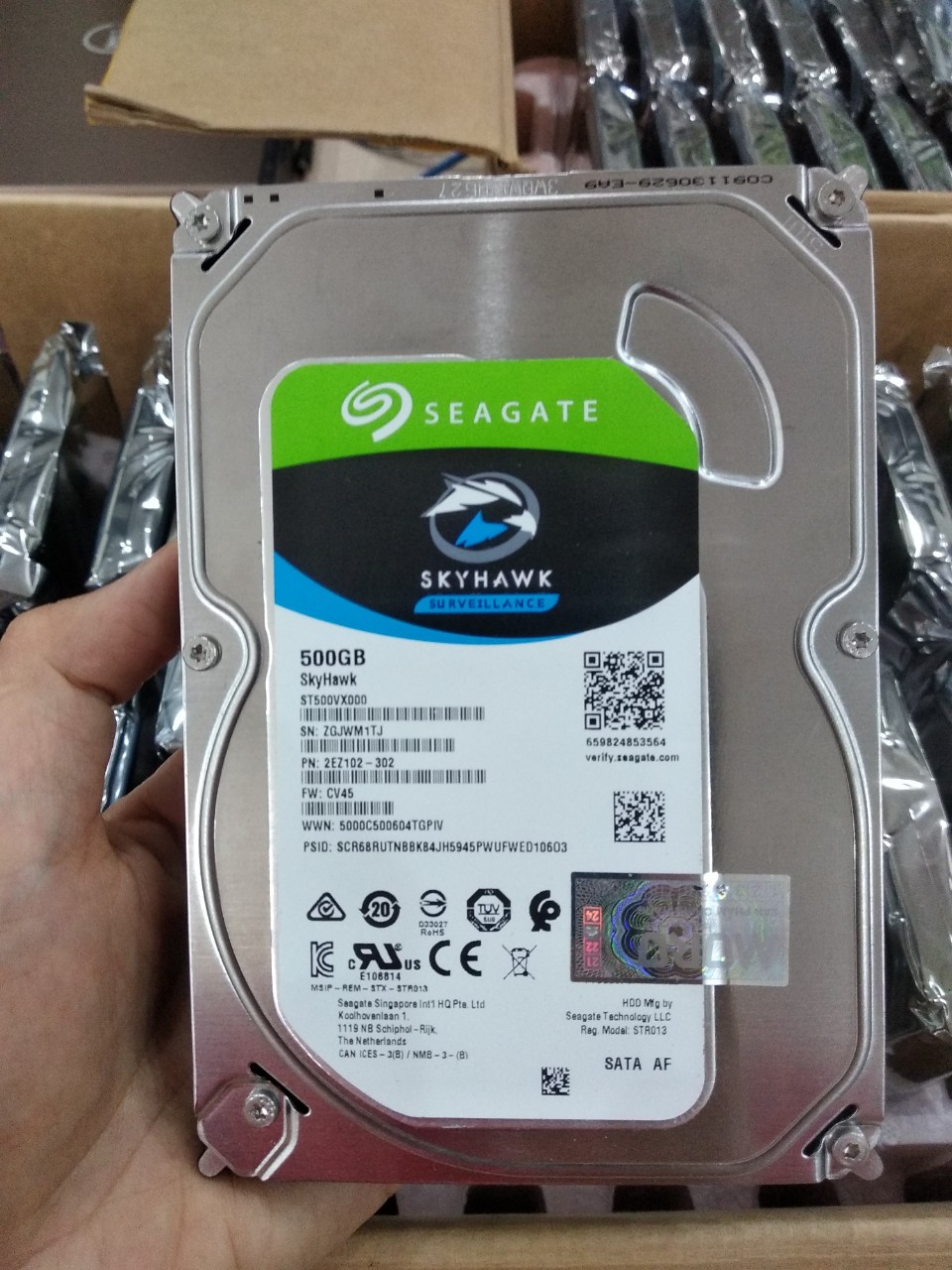 Ổ cứng HDD SEAGATE 500GB SKYHAWK ( Bảo hành 24 tháng)