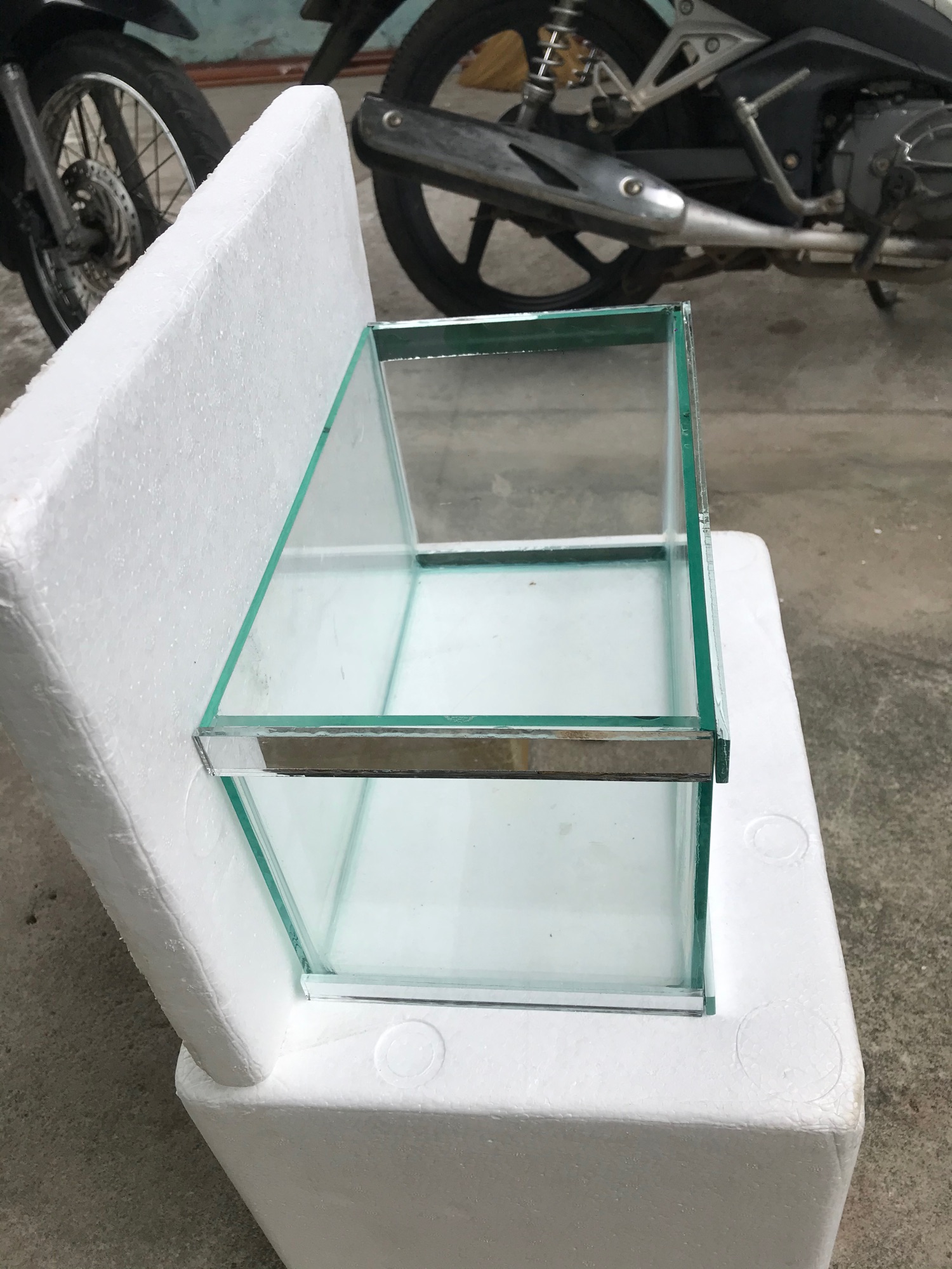 Bể cá 30x17x17 cm kính 5mili