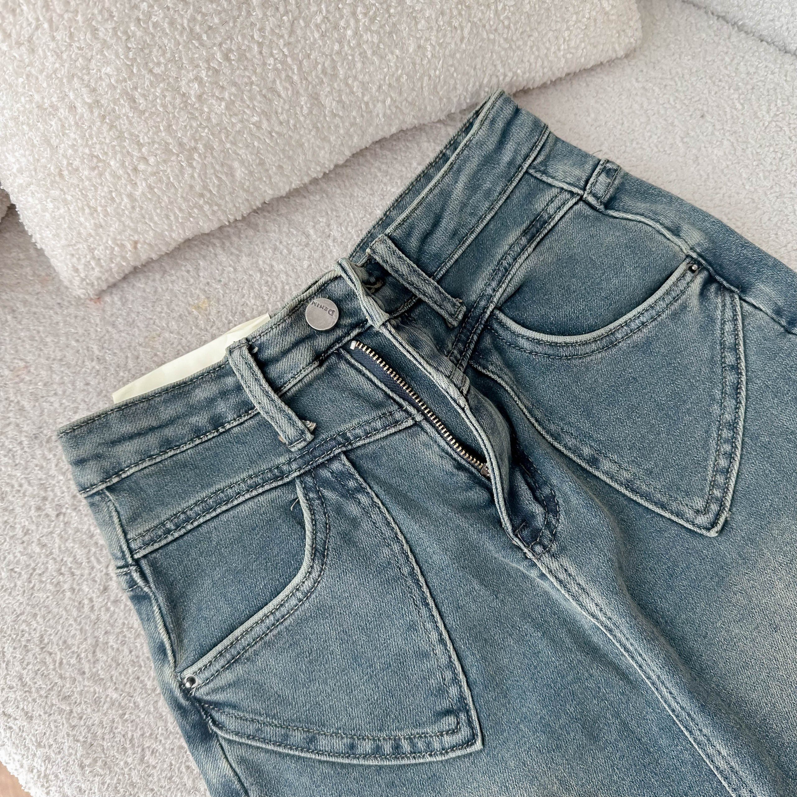 Chân Váy Jeans Thiết Kế Túi Hàm Ếch MYAN DESIGN V102301