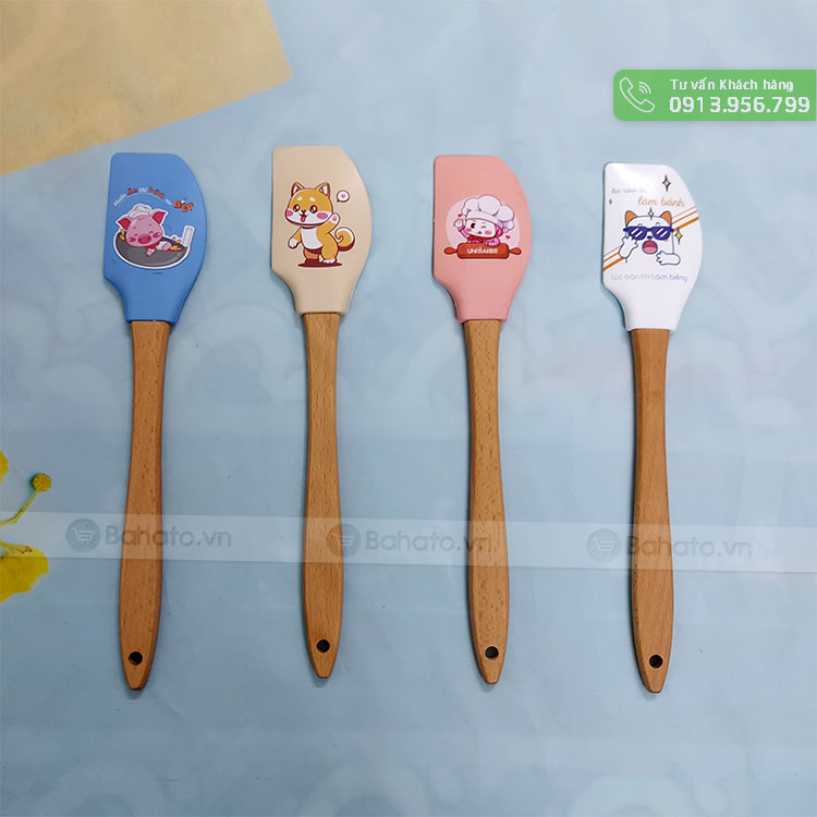 Cây spatula silicon cán gỗ 32cm