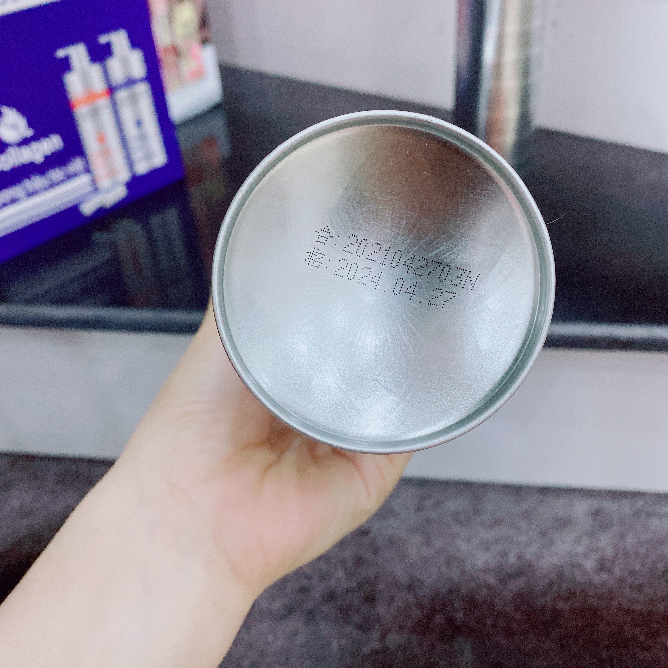 CHÍNH HÃNG GÔM XỊT TÓC BUTTERFLY SHADOW
