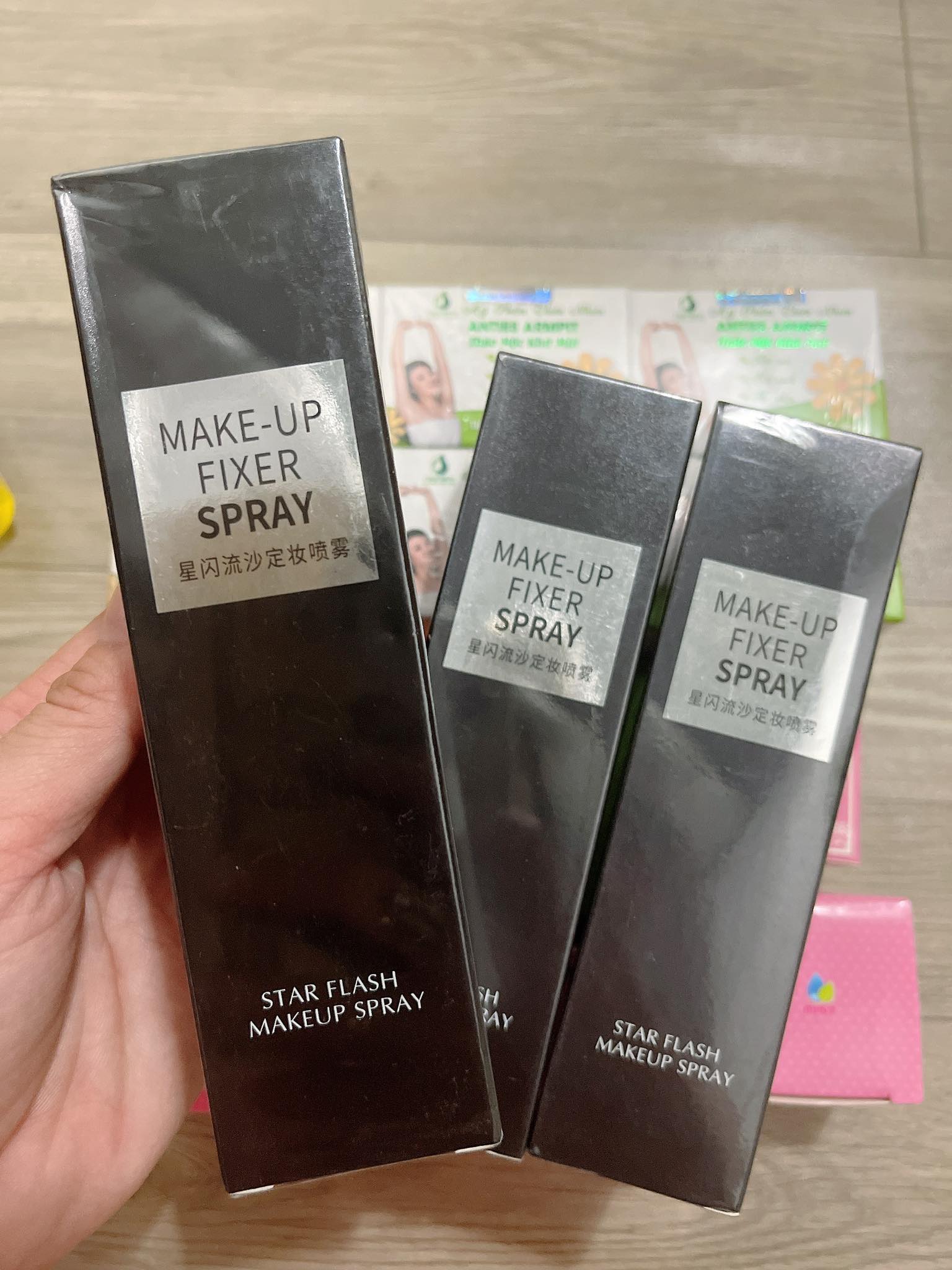Xịt Khoáng Khóa Lớp MAKEUP FIXER SPRAY 100ml