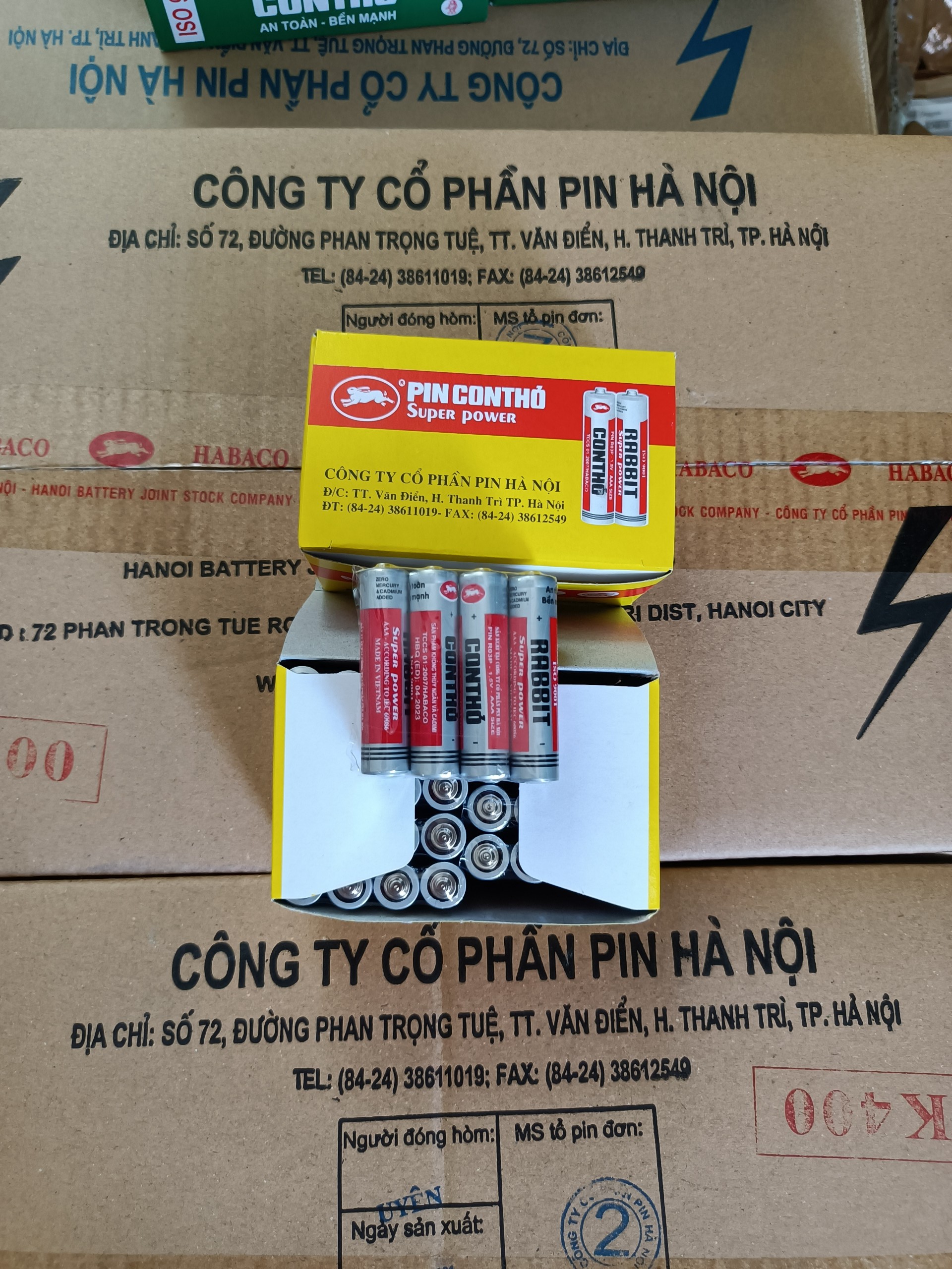 Thùng 25 hộp Pin Con thỏ AAA  (Một thùng 25 hộp 1.000 viên pin tiểu)