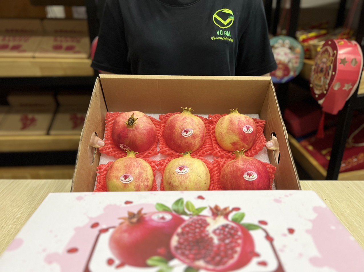VG FARM Lựu Thái - ruột đỏ, hạt mềm, mọng nước, ngọt