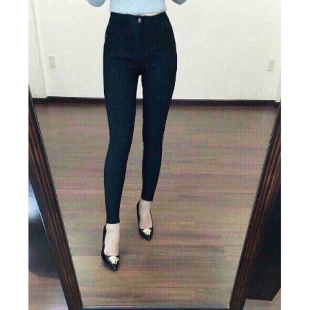 Quần kaki ôm nữ