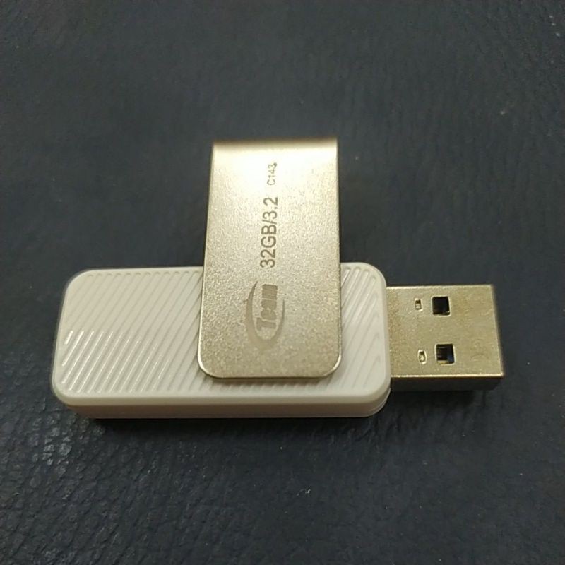 USB 32GB USB 3.0 TEAMGROUP C143 CHÍNH HÃNG TAIWAN 100%