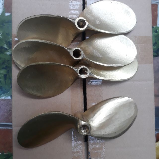 [HCM]Chân Vịt Thau Máy Xăng 6.5Hp/18Hp.