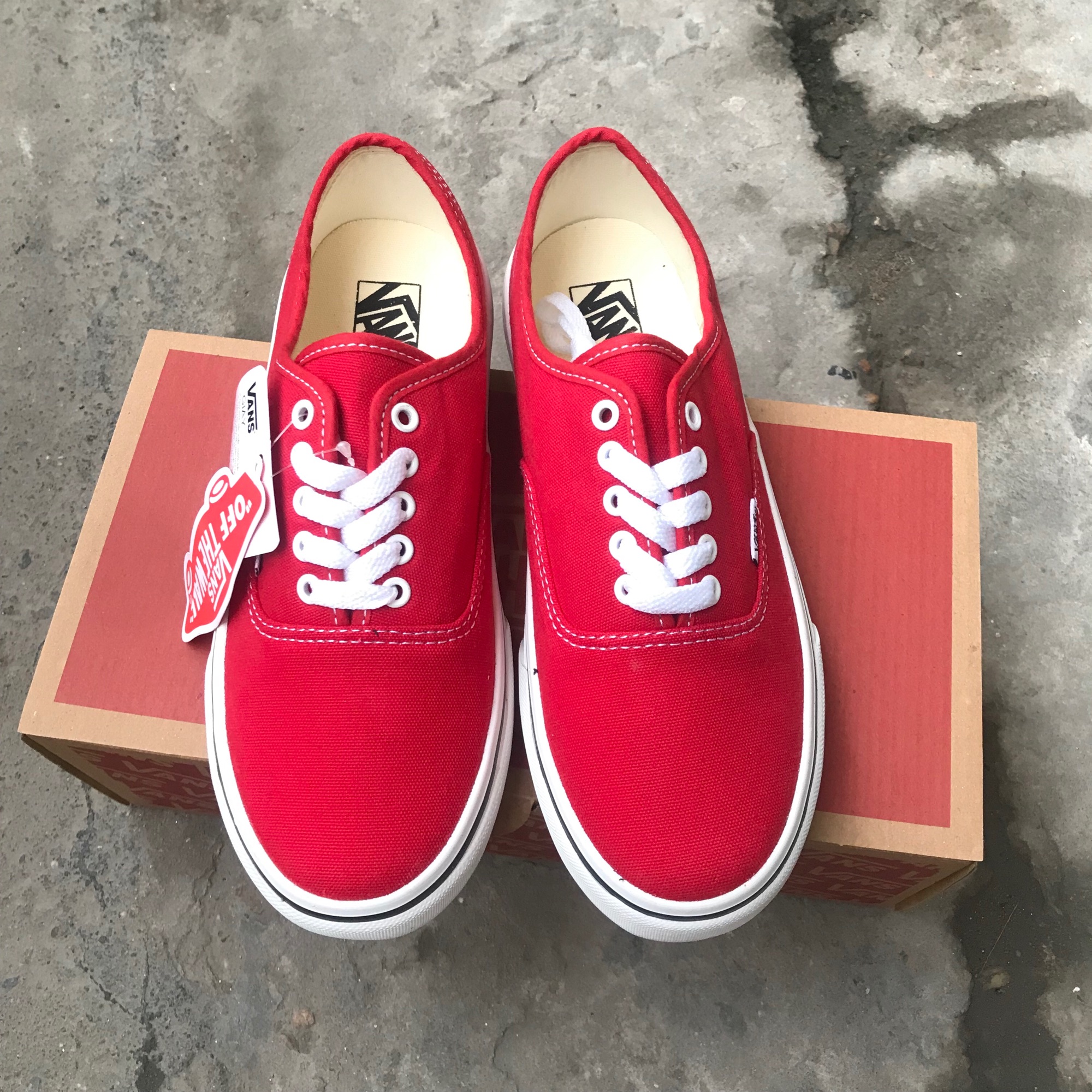 GIÀY VANS CLASSIC ĐỎ (Full box + Bill)