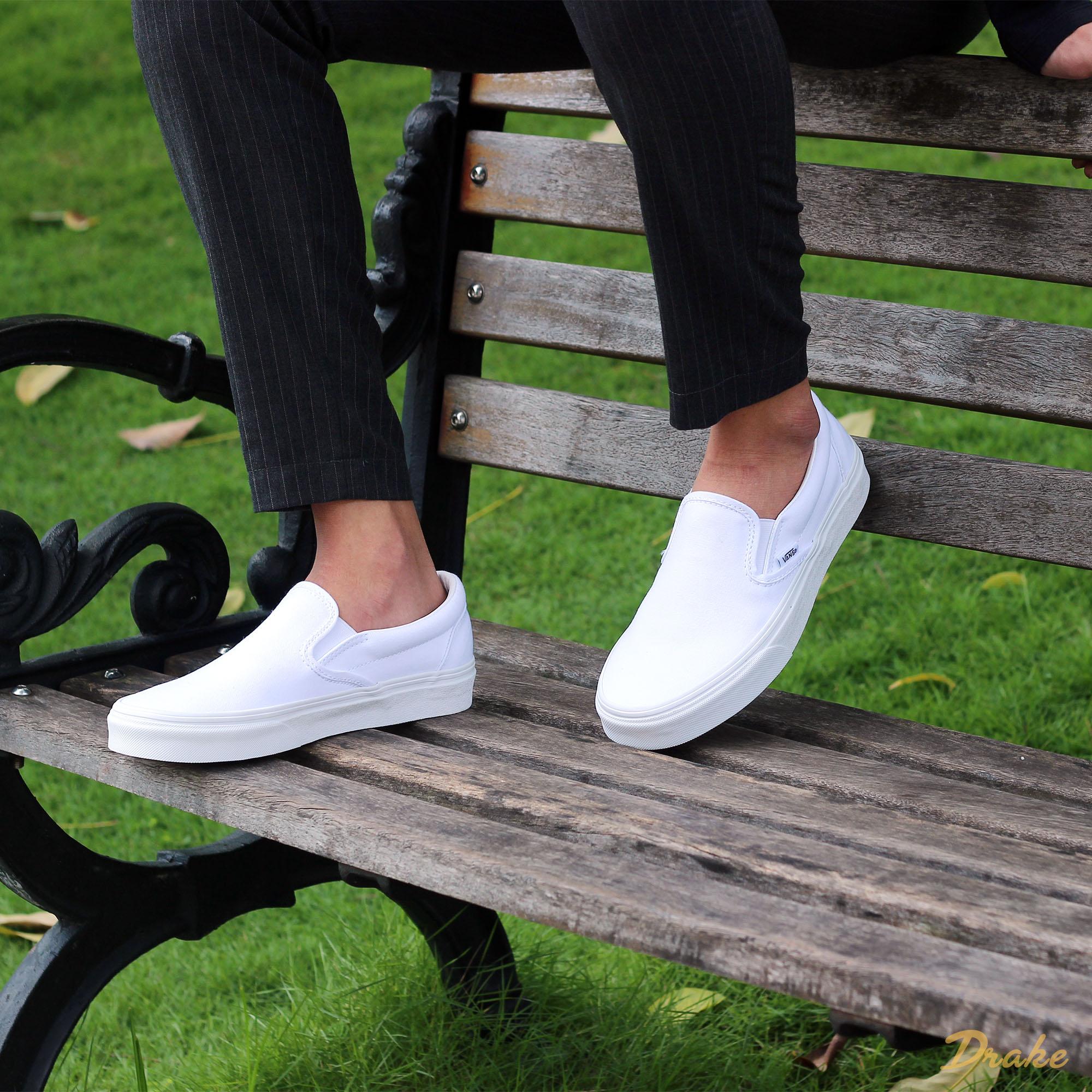 Giày Vans Classic Slip On VN000EYEW00