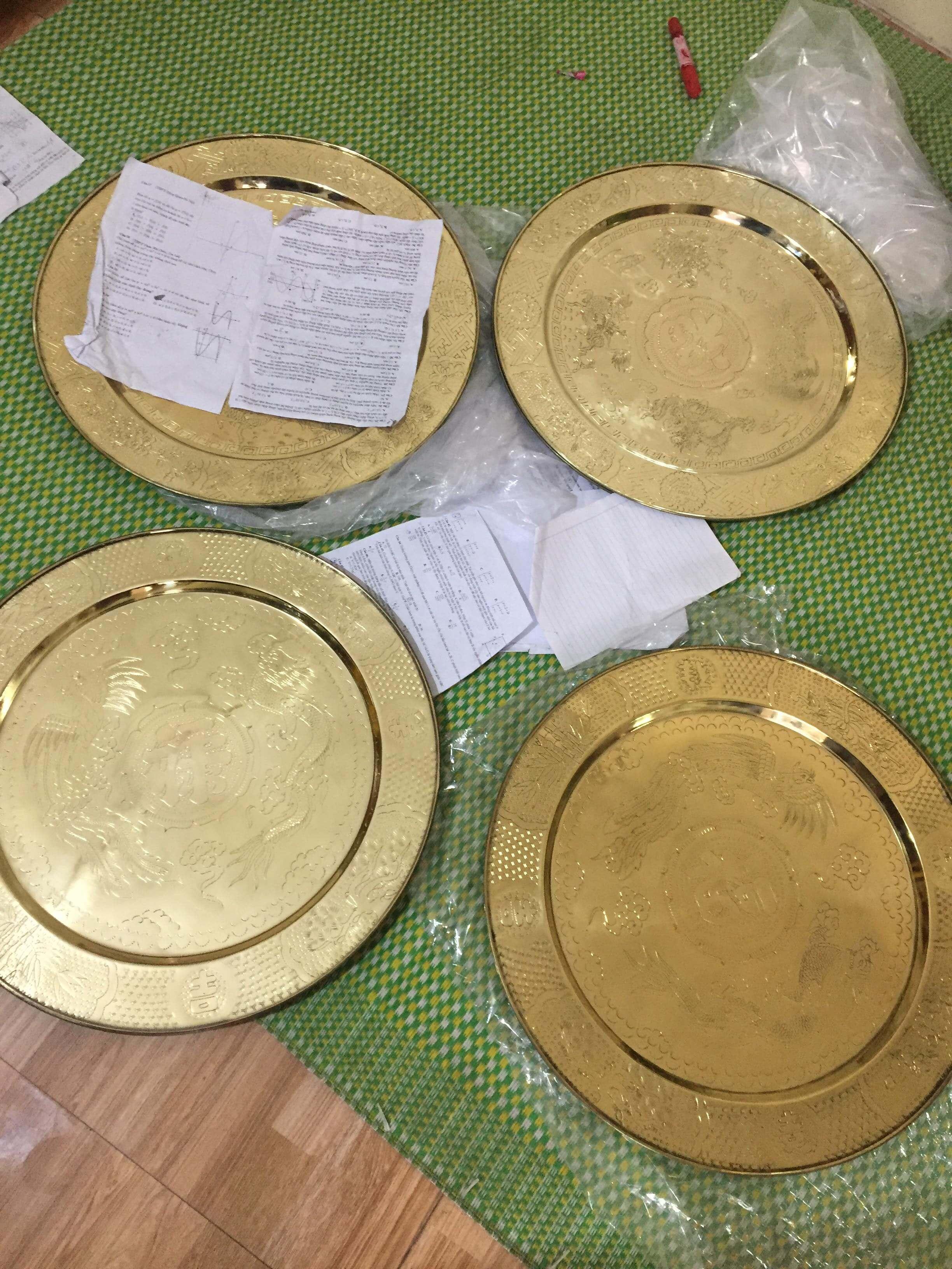 mâm chạm rồng phượng chất liệu đồng 53cm