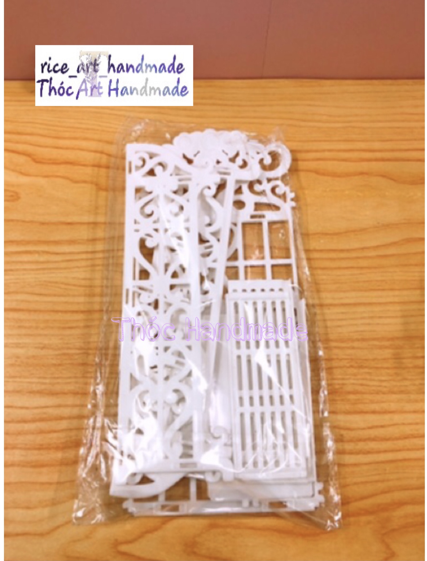 ￼[Thóc Handmade] Mô hình kệ đựng đồ vật, thức ăn.. cho nhà búp bê mini