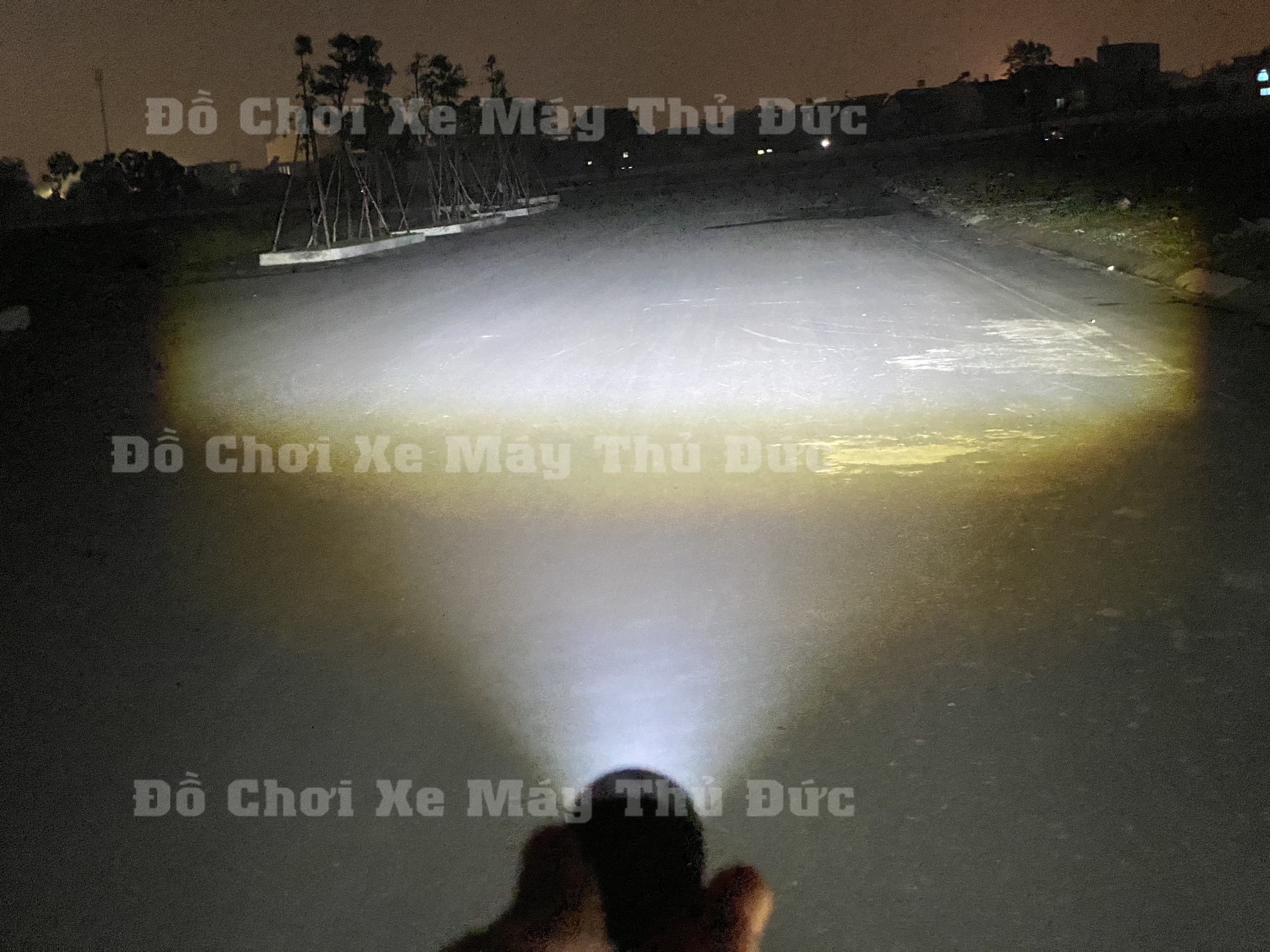[HCM]Đèn Trợ Sáng Mini - Tặng Công Tắc