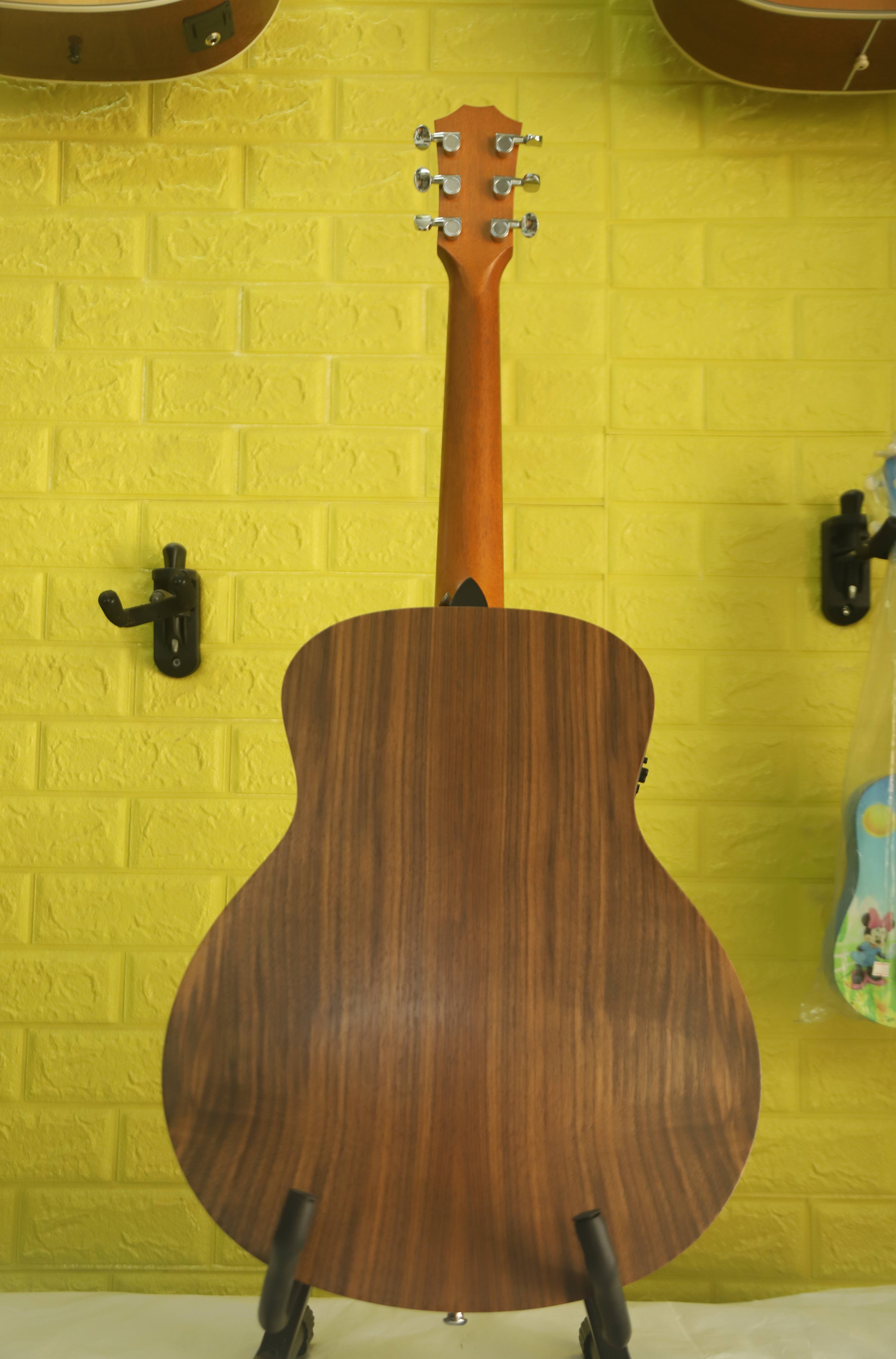 Đàn Guitar Thùng Điện Grand Symphony Mini Taylor GS Mini-e Walnut Mặt Gỗ Spruce Solid Lưng Hông Walnut Hệ Thống ES-B Kèm Túi Gig Bag