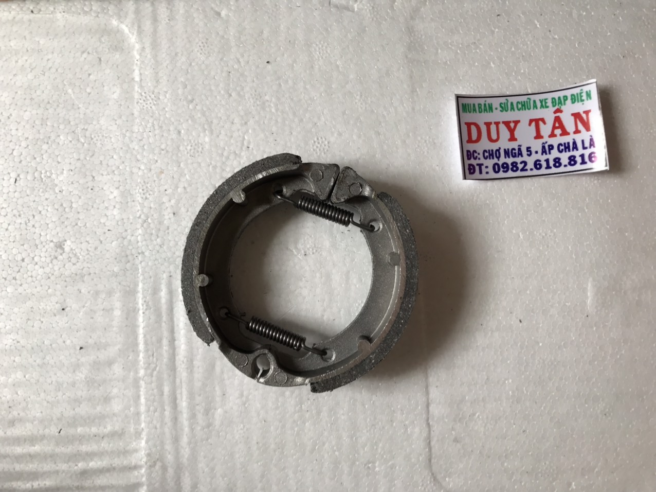 bố thắng trước xe đạp điện