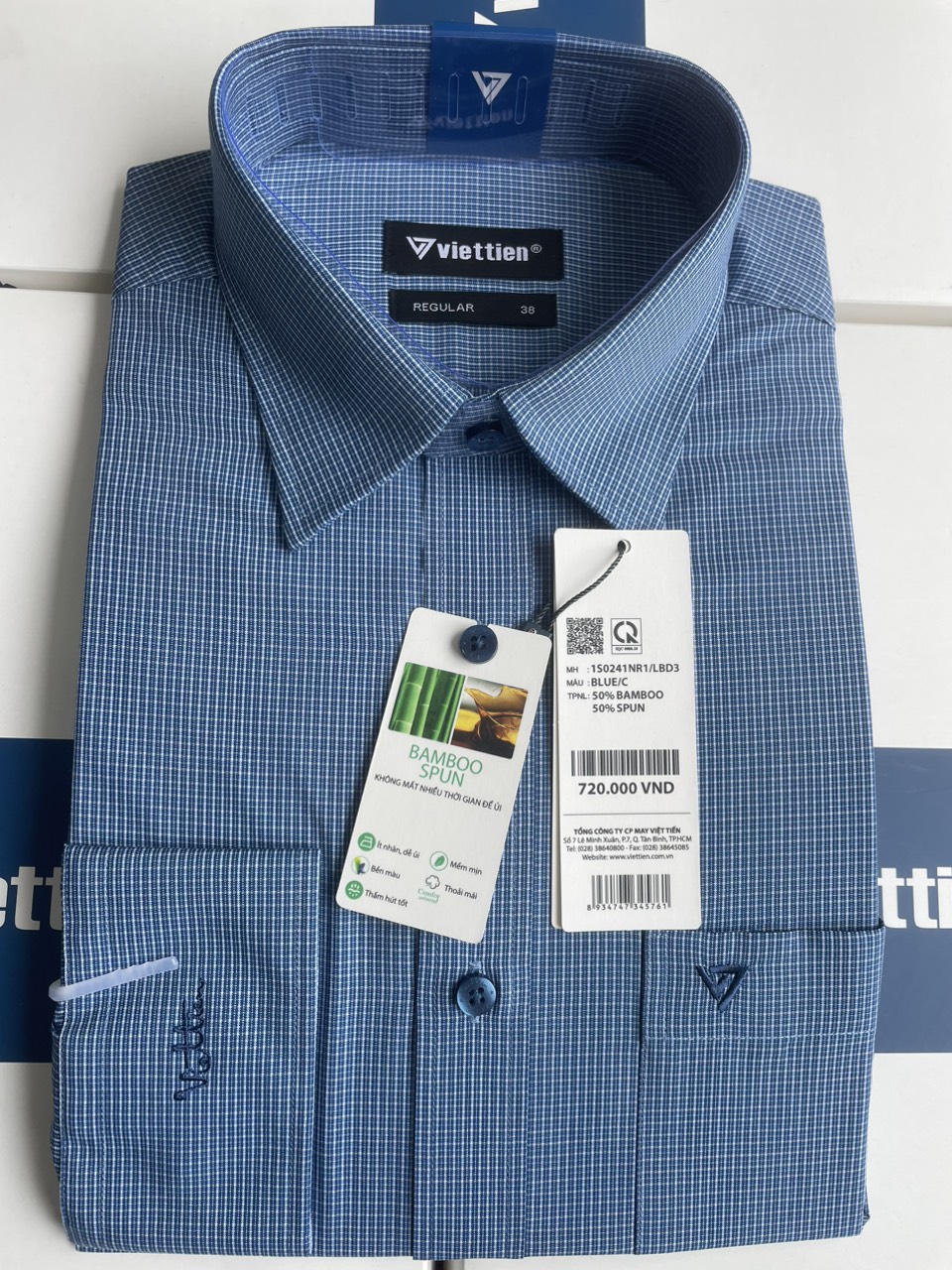 Áo sơ mi nam Việt Tiến tay dài vạt bầu (1S0241)