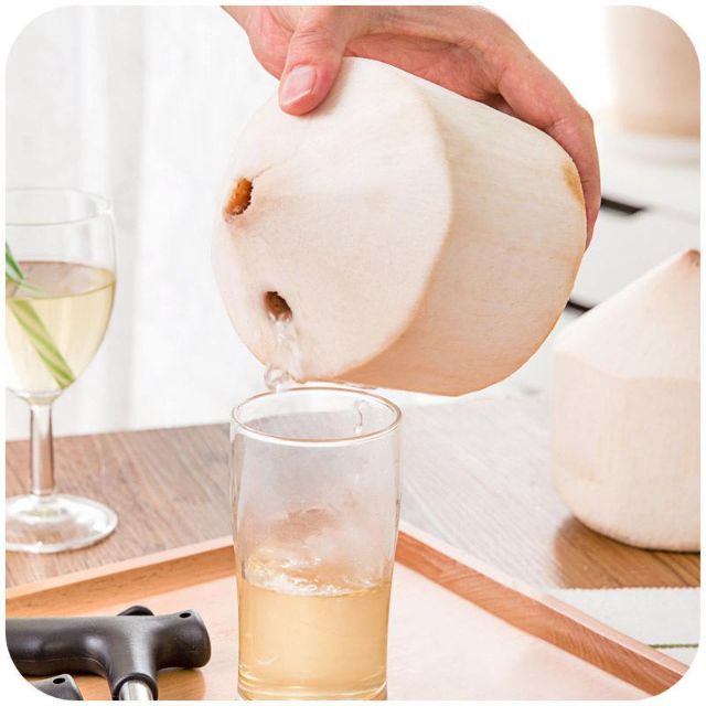 Dụng cụ khui dừa tiện lợi siêu nhanh