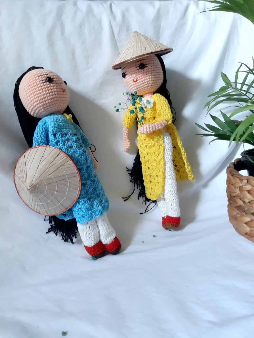 Búp Bê Áo Dài Đan Bằng Len-Phụ Kiện Studio (búp bê tóc dài)