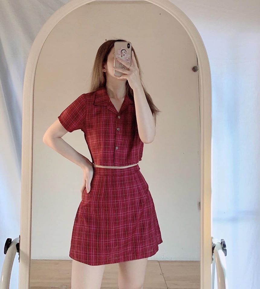 Set sọc caro đỏ - Hình thật