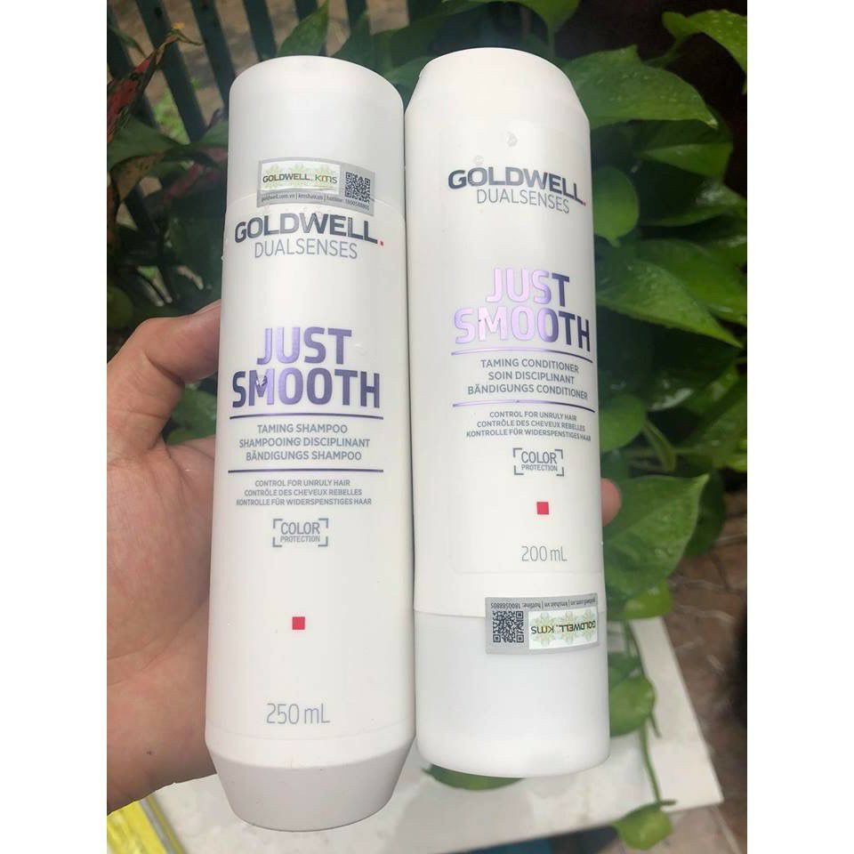 DẦU GỘI XÃ SUÔN MƯỢT GOLDWELL SMOOTH 250ML