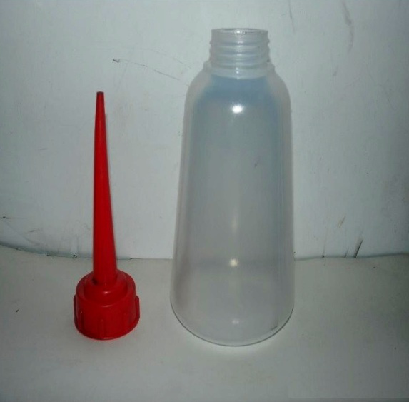 BÌNH TRA DẦU MÁY CÓ CHIA VẠCH 250ML