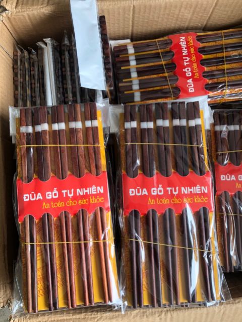 Vỉ 10 đôi đũa gỗ tự nhiên