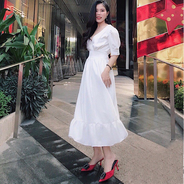 Maxi trắng đuôi cá