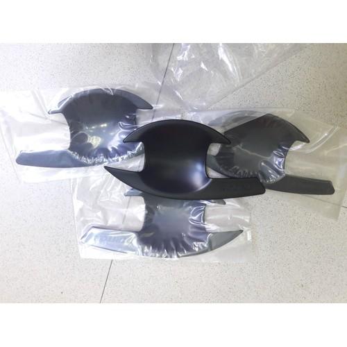 ỐP TRANG TRÍ HÕM CỬA TRITON 2017-2021