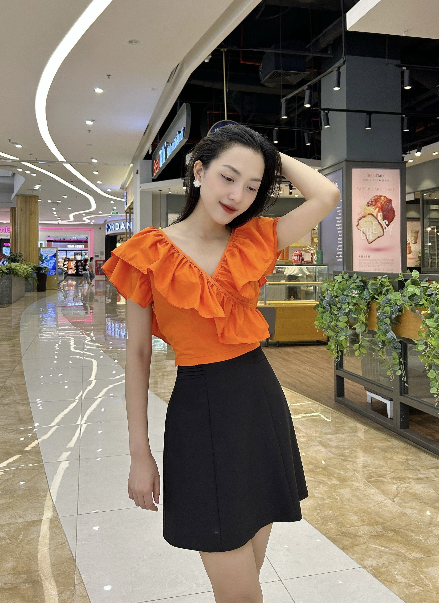 Voucher siêu sale 15% Áo croptop nữ du lịch HeraDG thiết kế cổ bèo cách điệu chất liệu vải 100% cotton poplin cao cấp thoáng mát SAKBC2072