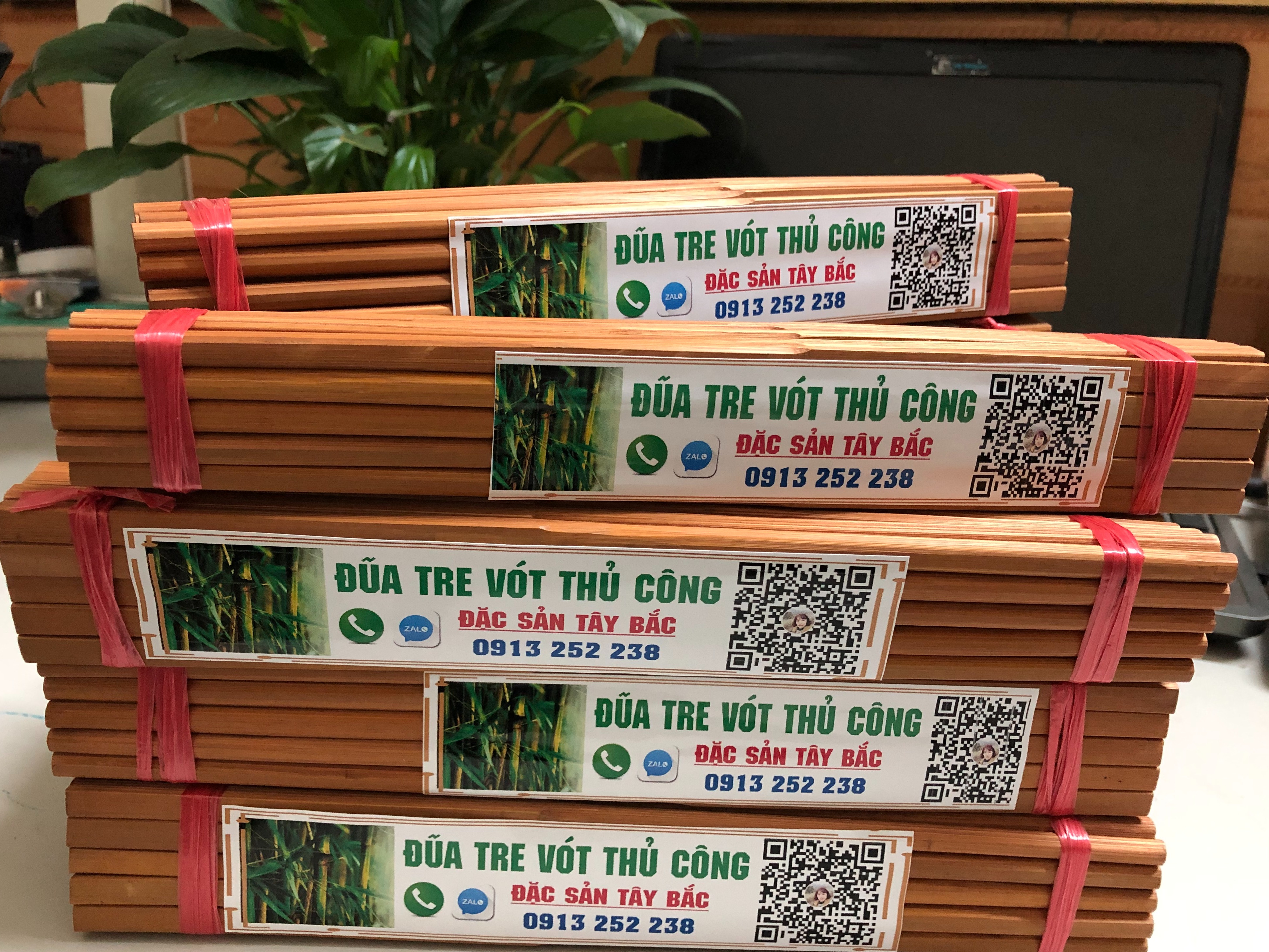 20 Đôi Đũa tre Vót Thủ Công